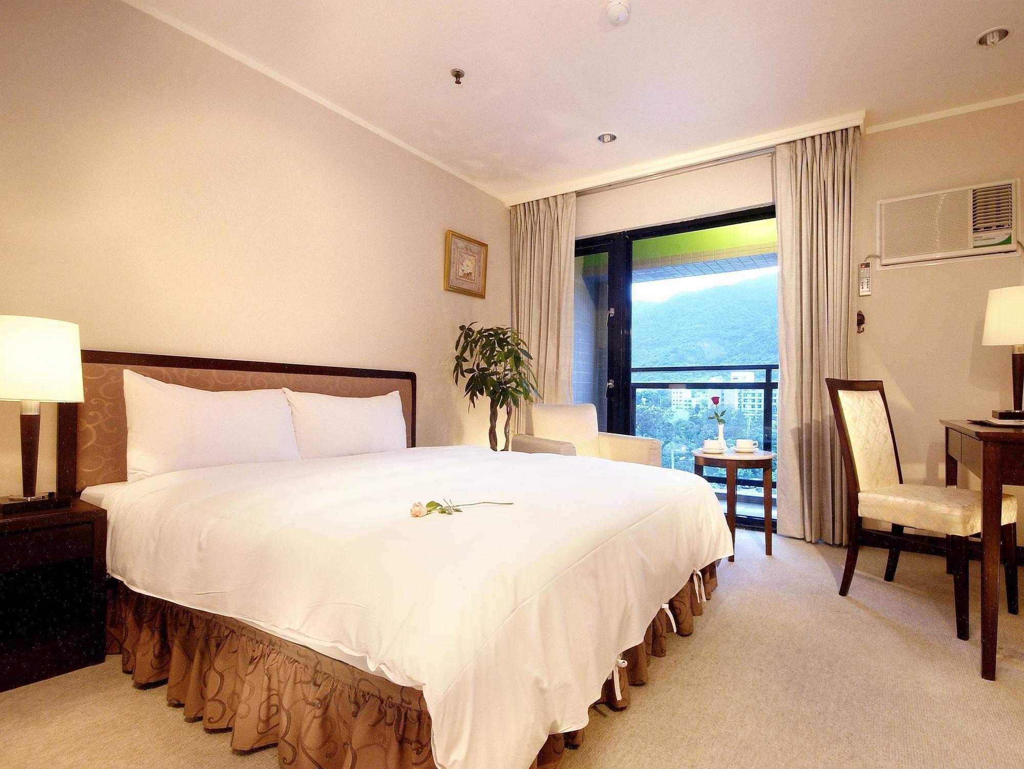 Sun Spring Resort Yilan Bagian luar foto
