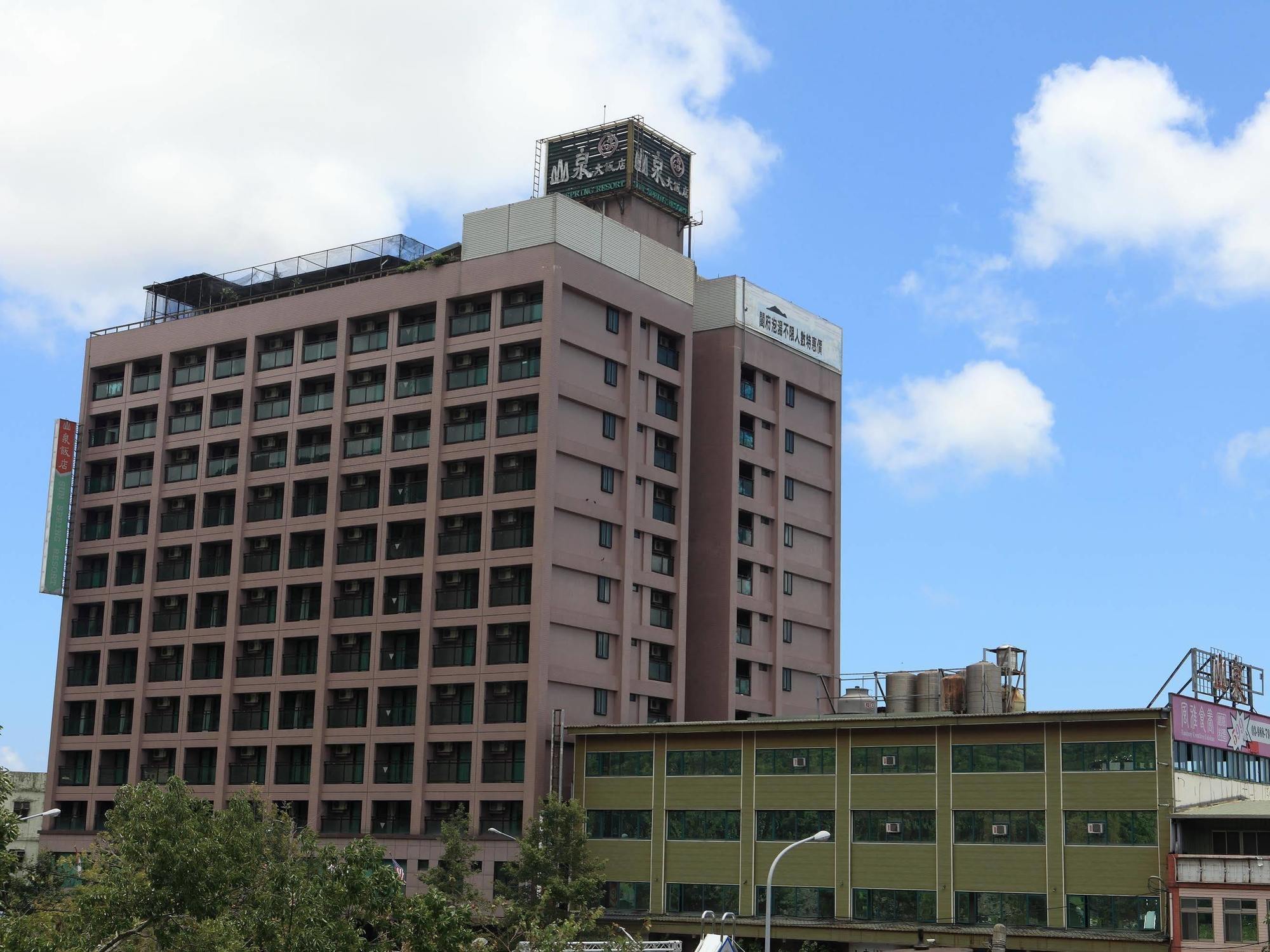 Sun Spring Resort Yilan Bagian luar foto